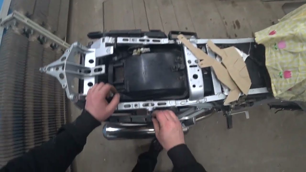 Усиливаю подрамник на Yamaha FJR 1300 01-05 г.