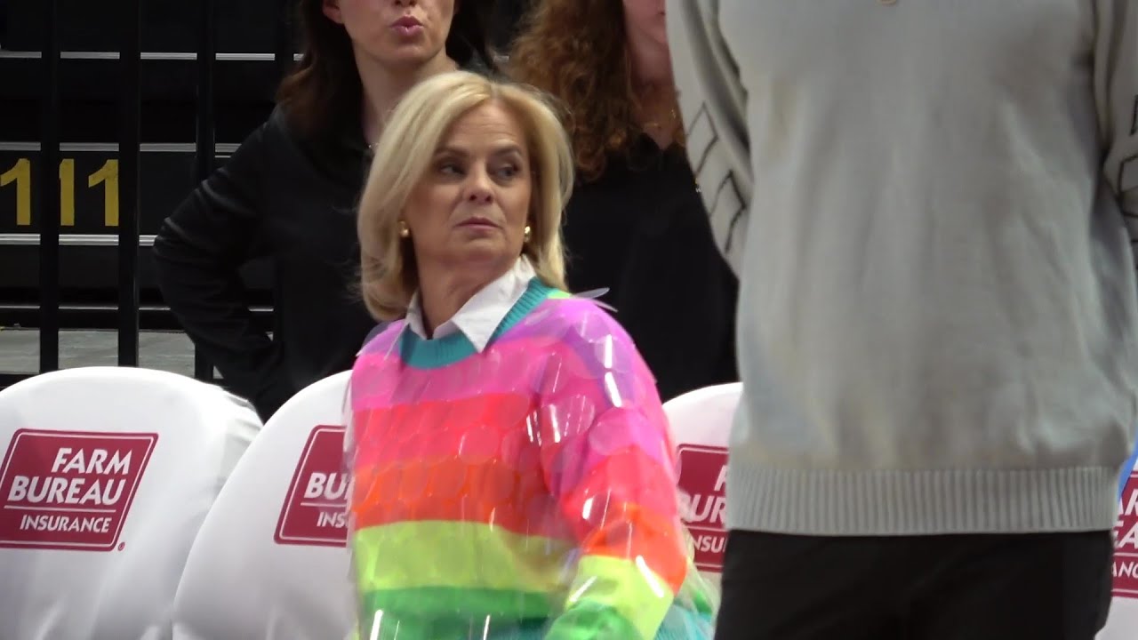 LSU Kim Mulkey, Tiger women's basketball Jacksonville pregame and starting lineups