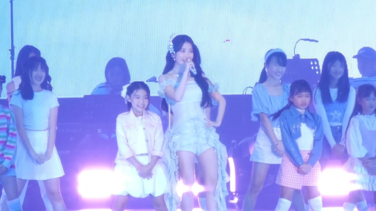 240420 IU 'H.E.R.' in Singapore - Holssi (홀씨)/Jam Jam (잼잼) | 아이유 싱가포르 콘서트 직캠 4K60FPS