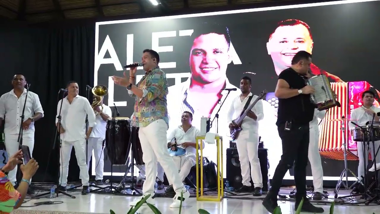 ASI HE QUEDADO YO - En Vivo - Fiesta en Comfacesar  dic  2025  - Fello Zabaleta & Coco Zuleta)