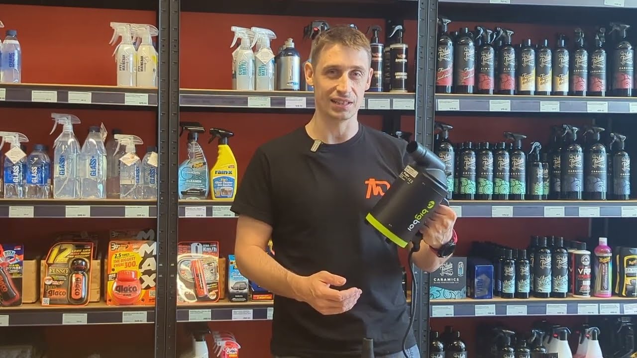 Opravdu to zvl&aacute;dne vysu&scaron;it auto? Mal&yacute; vysou&scaron;eč do ruky - BigBoi BlowR Buddi, - unboxing video