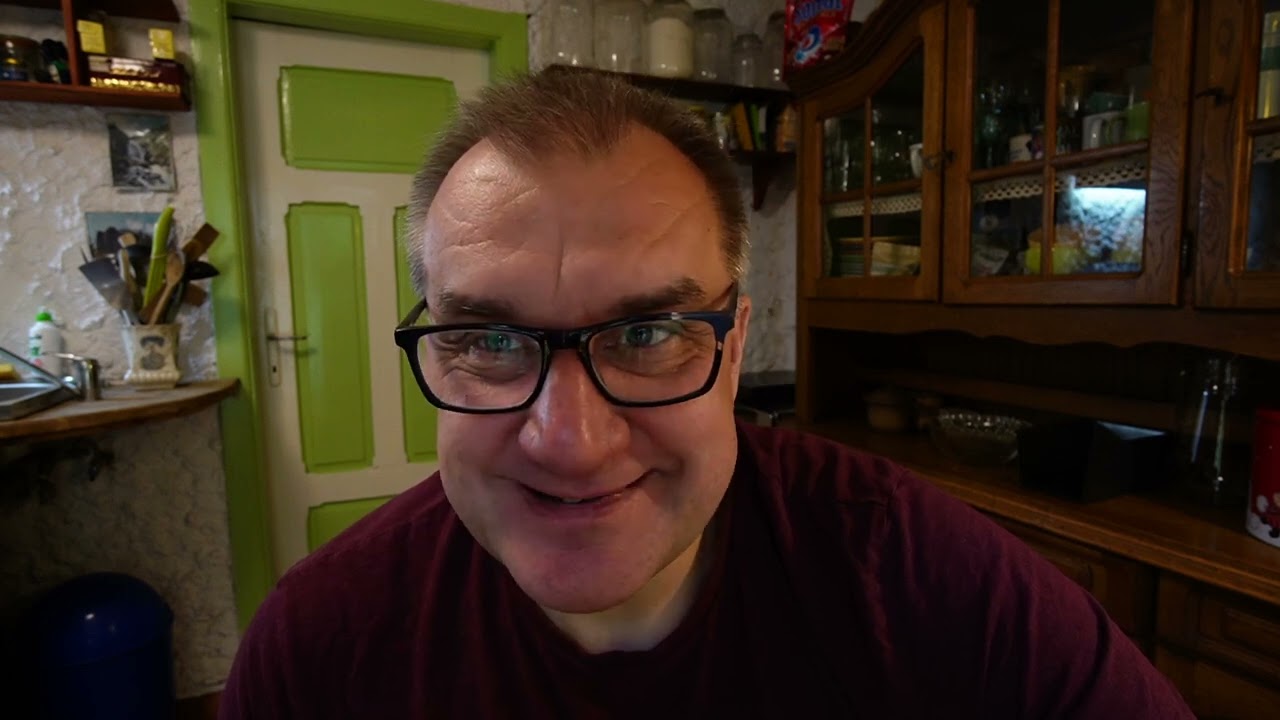 Podróż do Kanady poszukiwaniu wielkiej stopy i niedźwiedzi grizli.