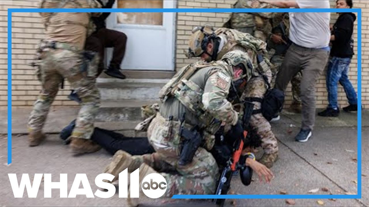 ICE agents and residents clash in Chicago neighborhoods