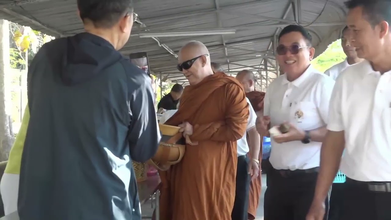2569 02 19 พฤ  พระอาจารย์สุธรรม สุธัมโม ปรารภธรรม เช้า ณ วัดป่าบ้านตาด 00 58 30