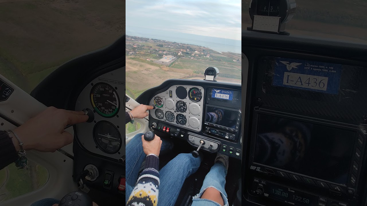 manovra di atterraggio con un aereo vds ultraleggero P92 tecnam su pista corta.