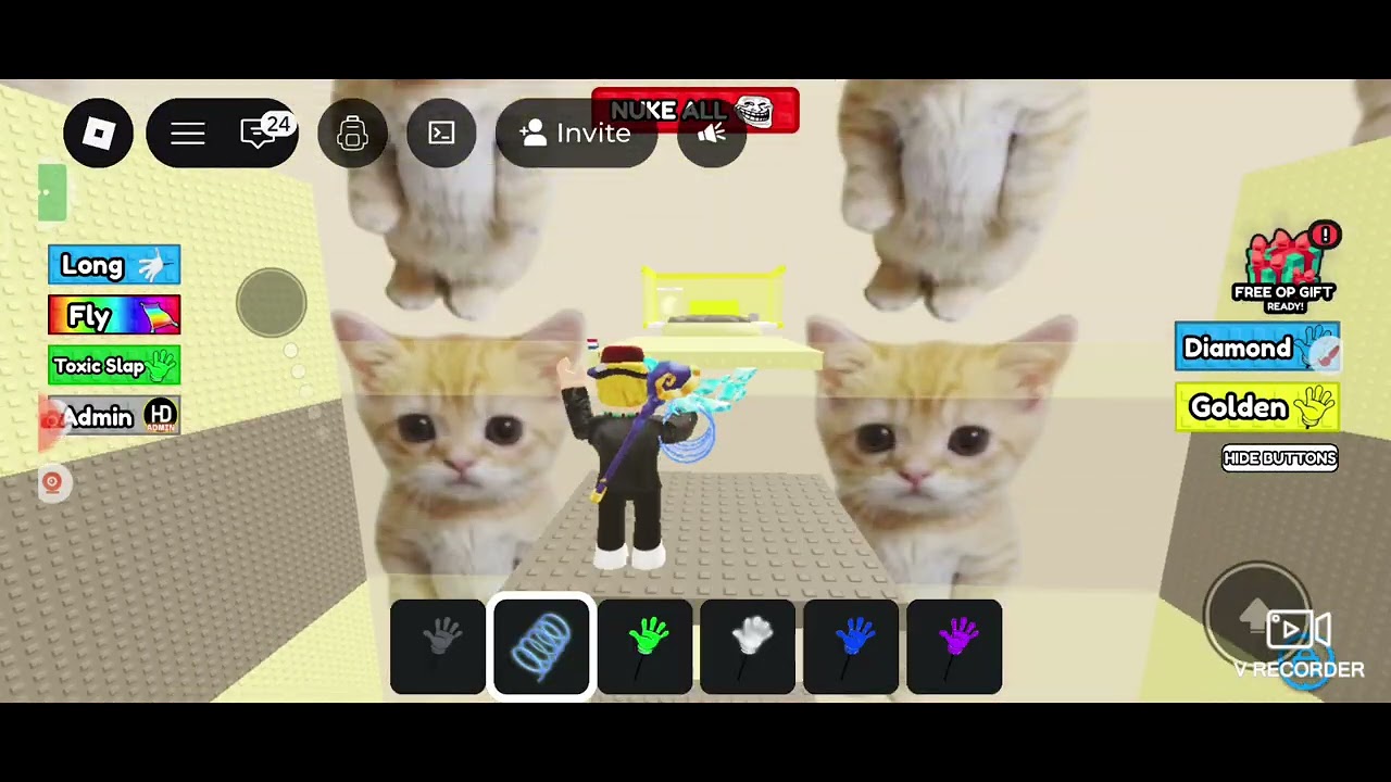 Ay Mi Gatito Tower playing