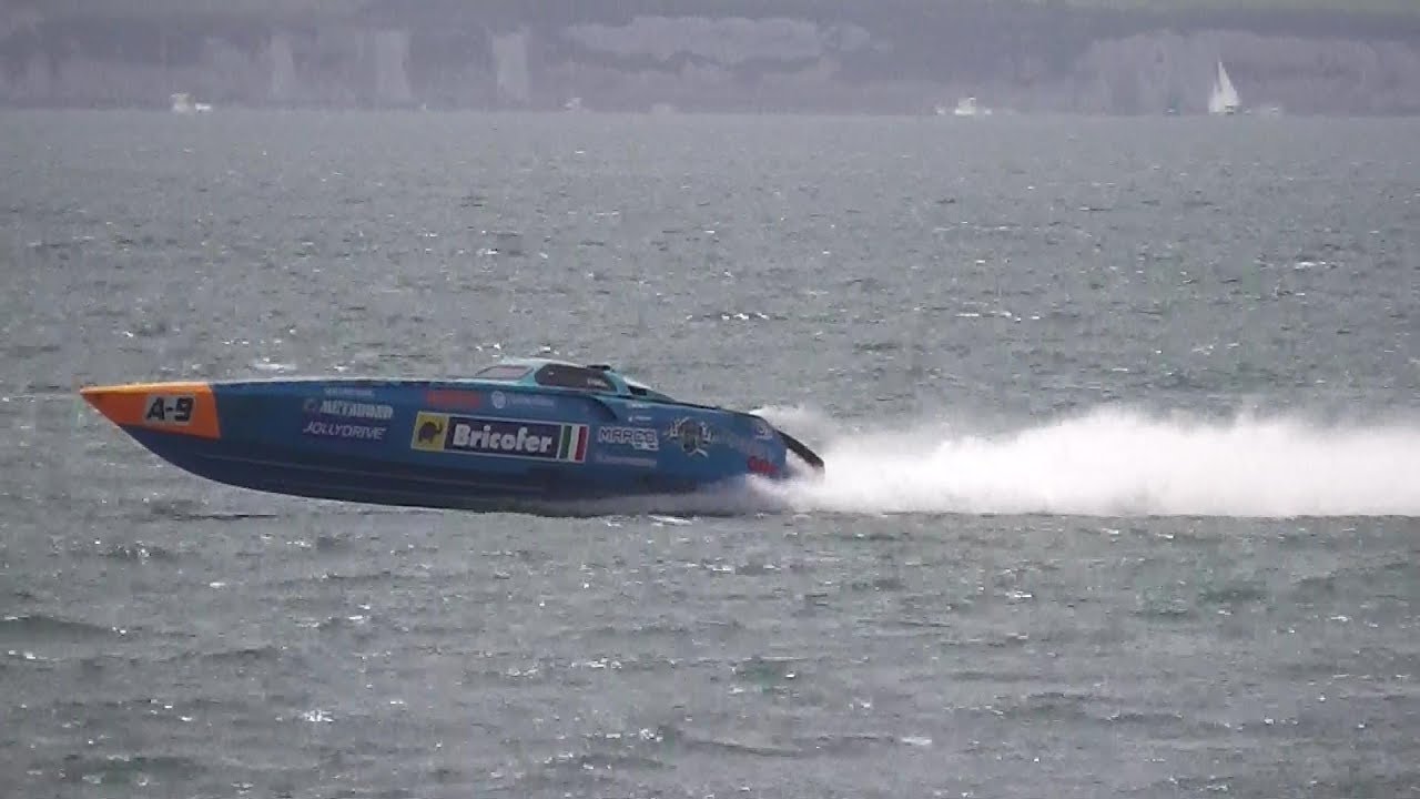 Poole Bay 100 Offshore Powerboat race 2019