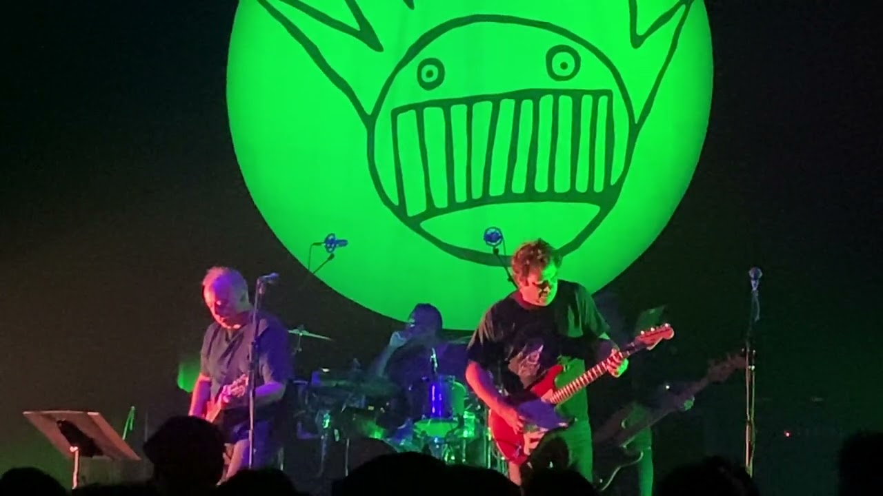 Ween - Buckingham Green live 2021