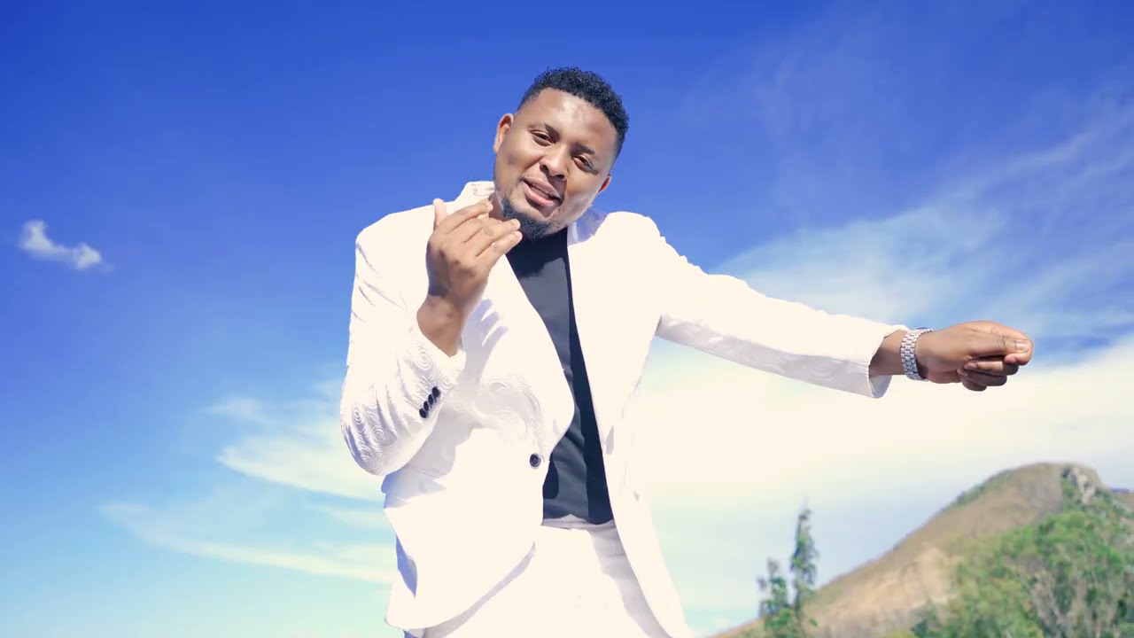 Kell Kay ft Leslie__Mukanabwera(Official music video directed by Twice P)4K