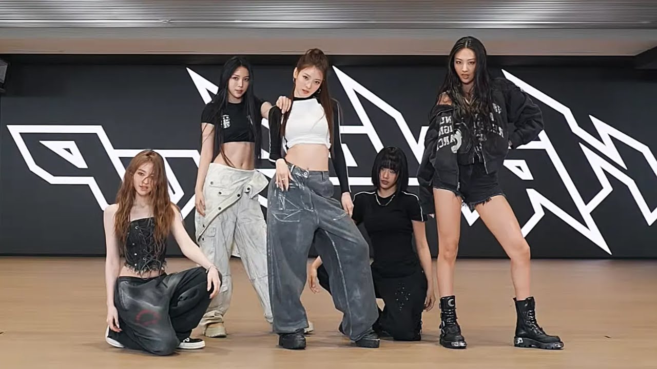 MEOVV - &lsquo;HANDS UP&rsquo; Dance Practice [MIRRORED]