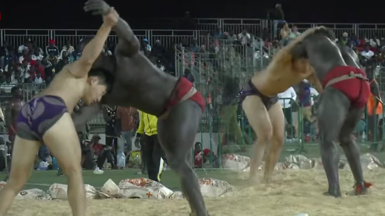 Le Japonais Songo Tine tente une belle prise mais perd son combat