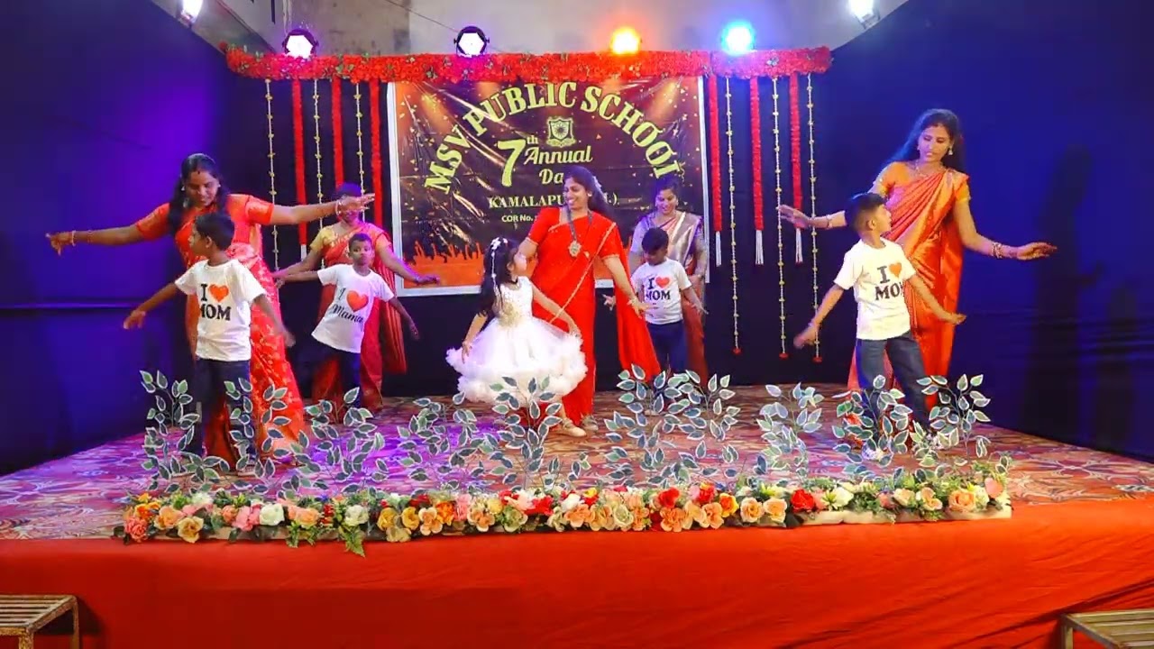 MOTHERS DANCE
