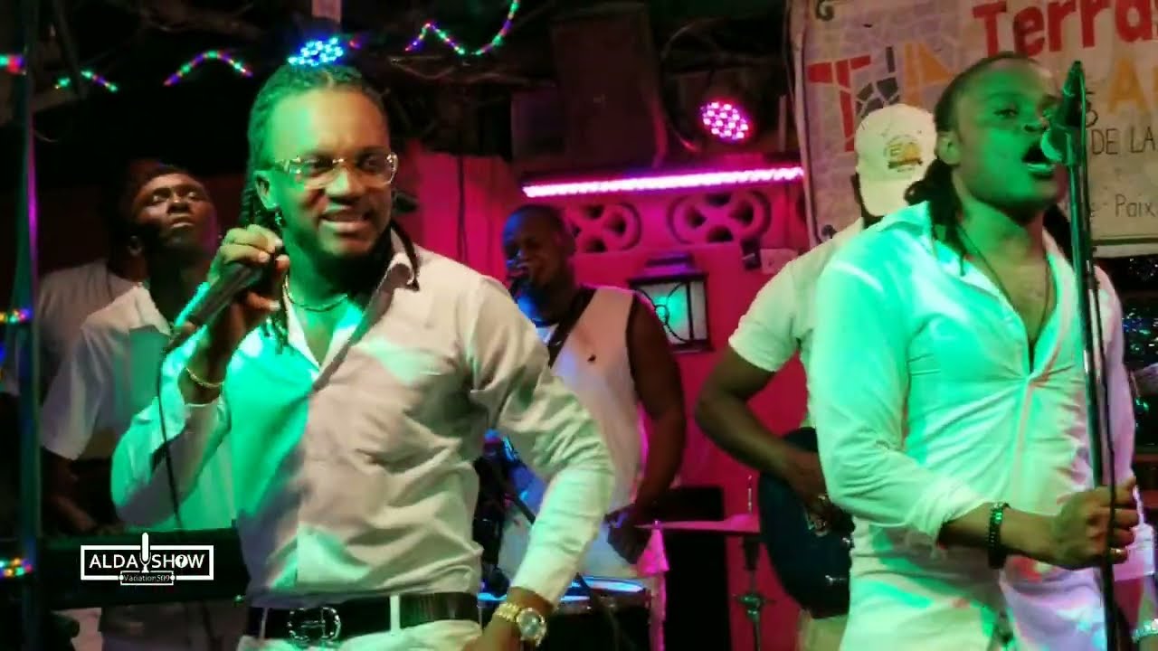 K-ZI MIZIK SOT BAHAMAS LI FÈ LÒBÈY AK MIZIK LAVI DIFISIL LAN (LIVE) TERRASSE DES ARTS PÒDEPÈ.