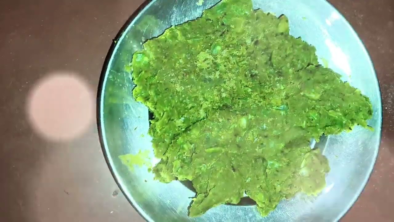 কড়াইশুঁটির কচুরি.... রেসিপিটা ভালো লাগলে লাইক কমেন্ট শেয়ার করতে ভুলবে না 😌🖇️🫵