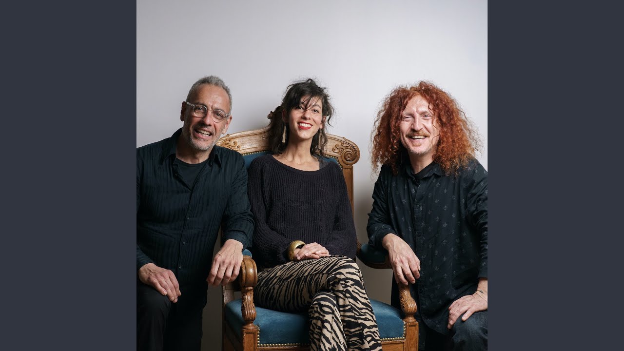 En El Pozo Maria Luisa - Made Indigo Trio / Brigata Sinfonica