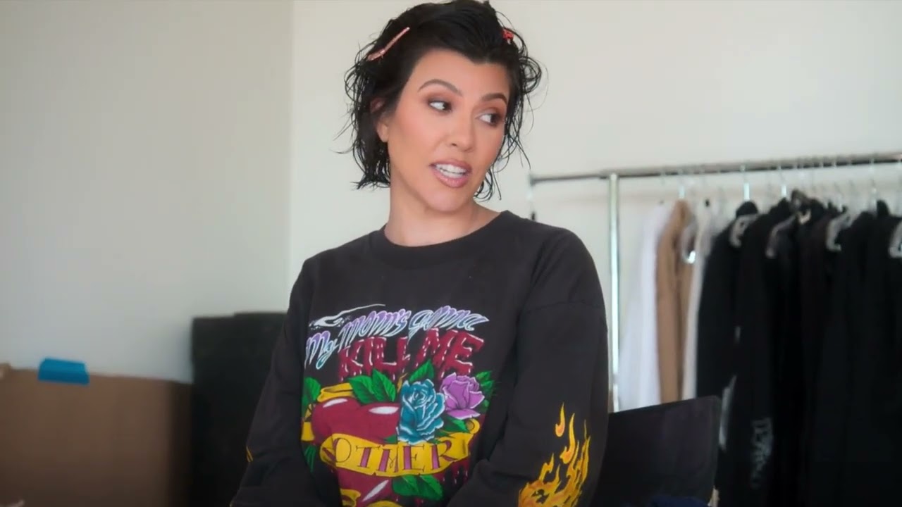 Kourtney talks about her Weight Gain and Travis Loving it THE KARDASHIANS S2E2