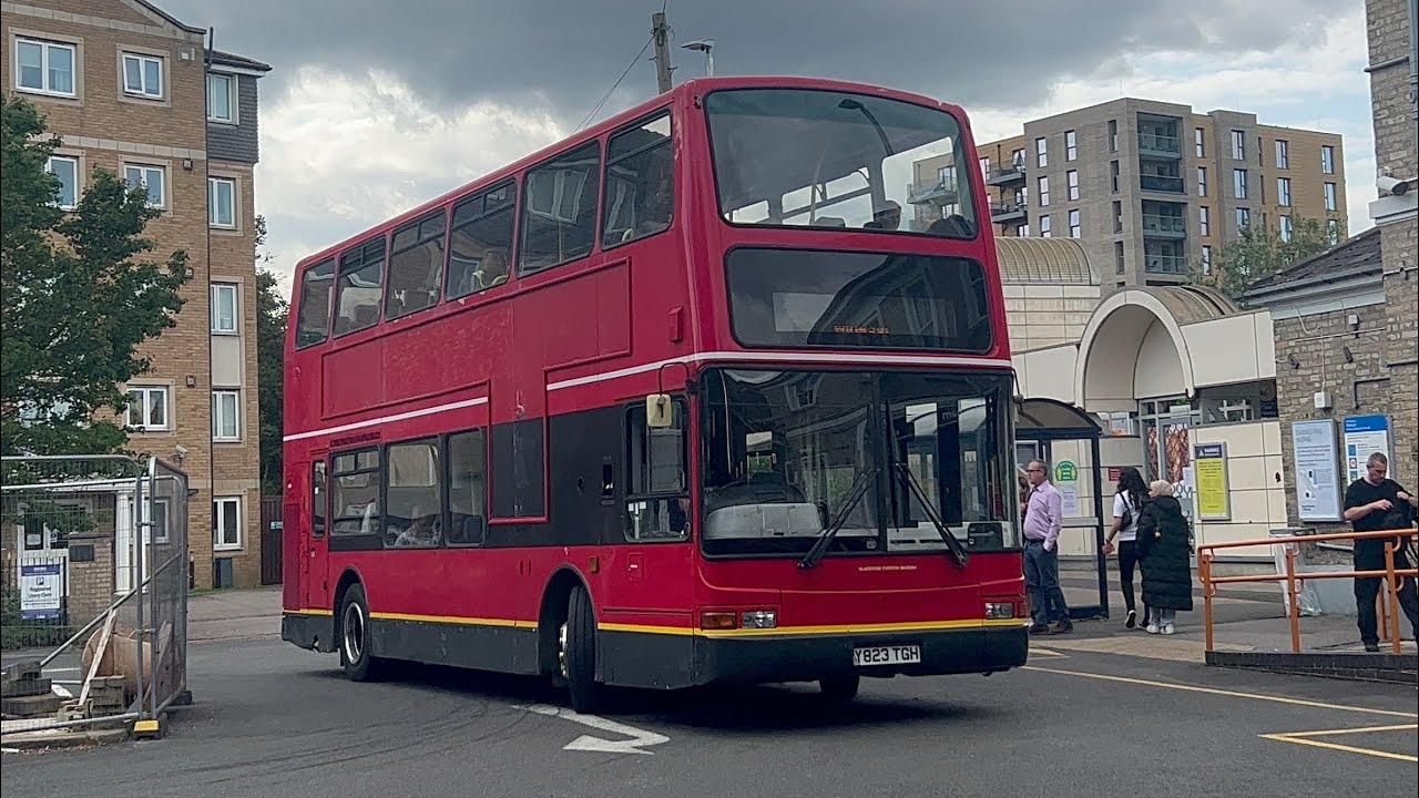 * MADNESS * Buses at Feltham and Twickenham