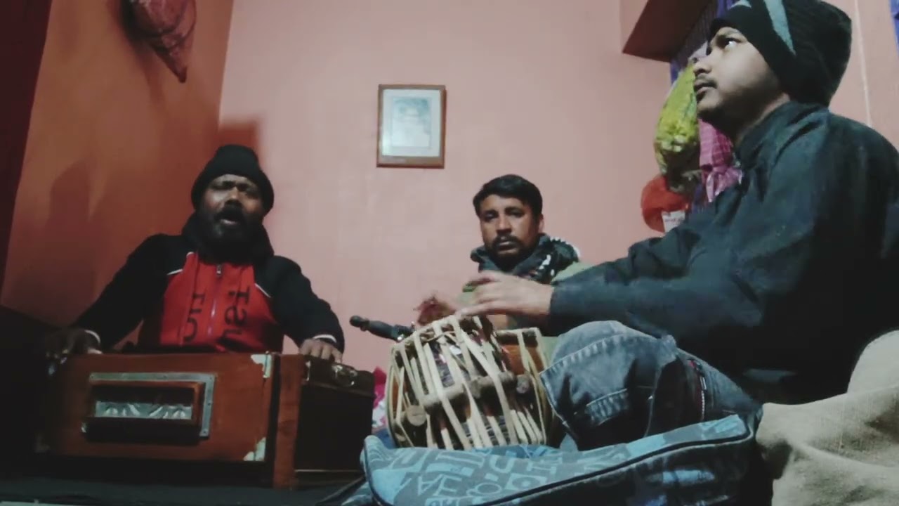 সাইকেলের দুদিক চাকা মধ্যে ফাঁকা। dilip guin 