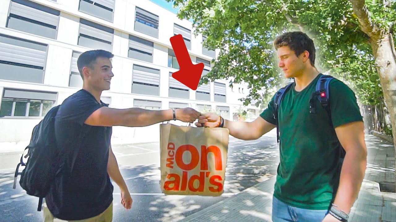 Regalo HAMBURGUESAS a ESTUDIANTES de Selectividad