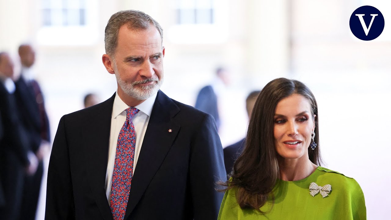 Felipe VI y Letizia asisten a la recepción en el Palacio de Buckingham