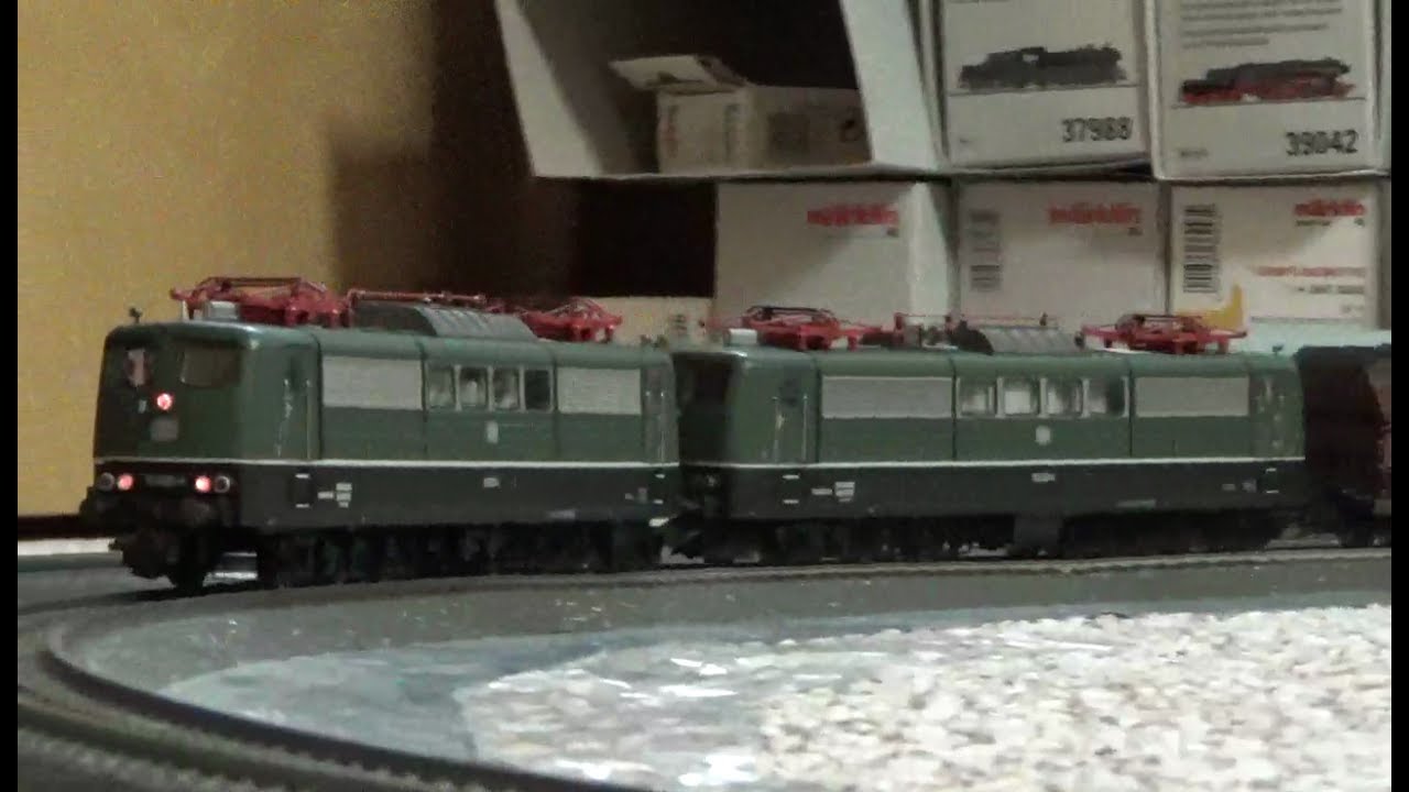 Unboxing Marklin Electric Coal Trainset!!  