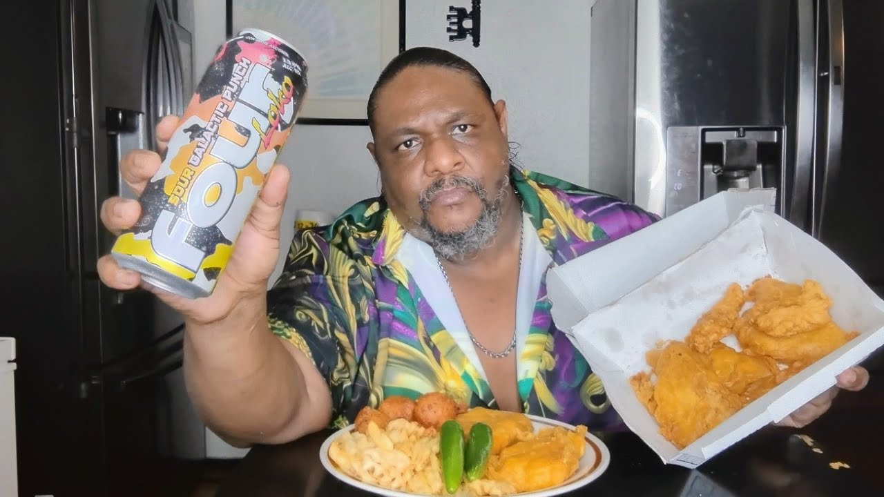 Long John Silver fish and Chicken mukbang. And a 23.5 FL OZ can OF FOUR LOKO SOUR GALACTIC PUNCH