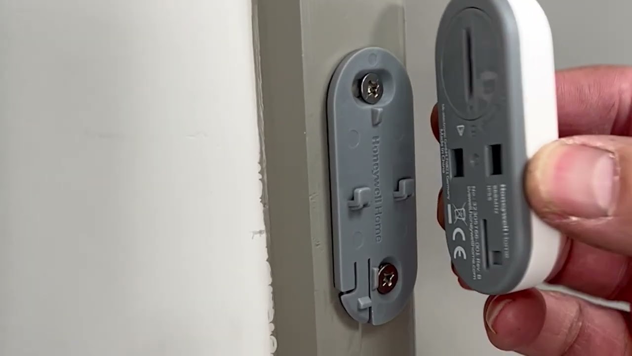 Honeywell Homeware Wireless Bell Push DCP311 Bracket Release