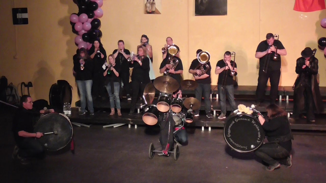Guggenmusik Sumpfgumber Grenzach-Wyhlen @ VoltaBilly Guggefest (20.10.2017)