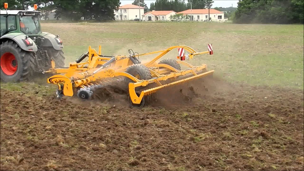 Fendt 826 & Disc-O-Mulch Gold 6m Semi porté