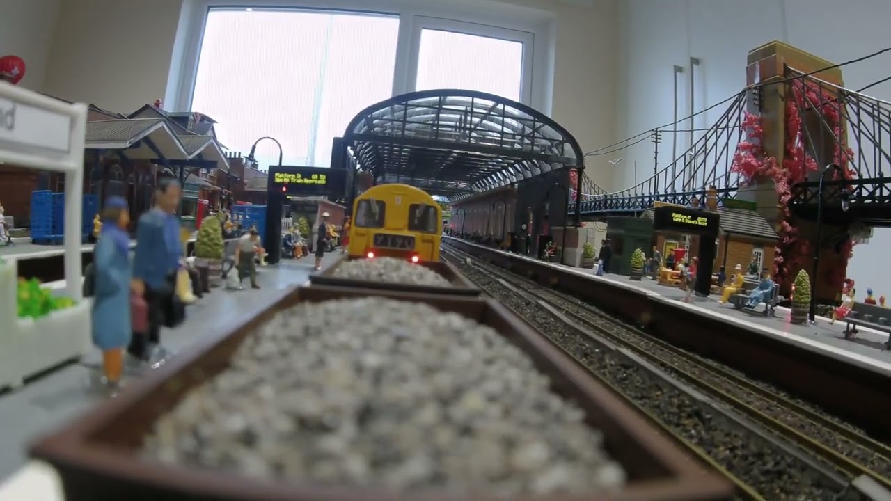 An all platforms tour pulled by a Bachmann Class 20.