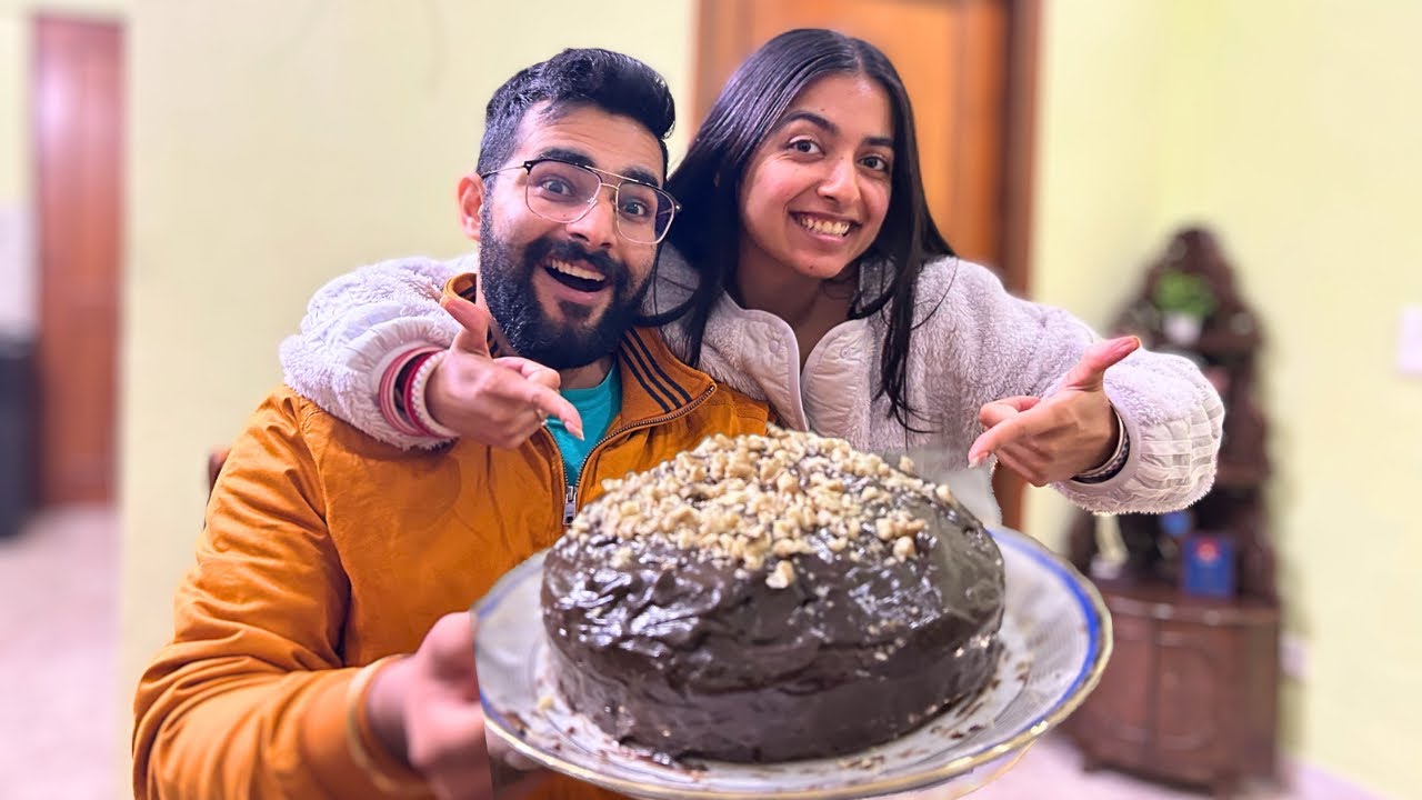 New Years pe Banaya SPECIAL CAKE 😍🎂 || OMG VLOG