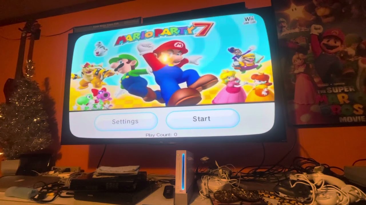 My Wii menu + USB loader GX menu (Wii)