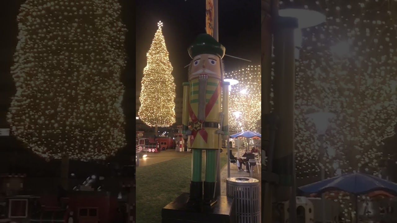 Holiday vibes in kansas city #artmas