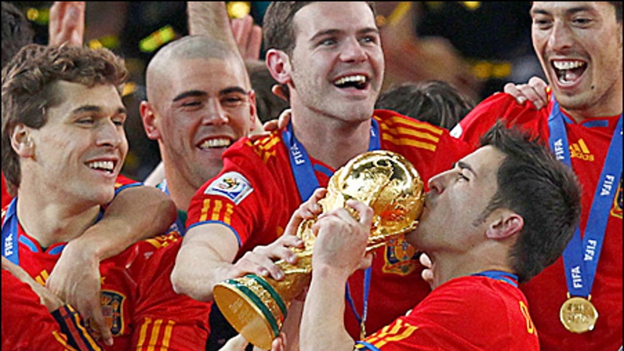 10 Greatest Spanish Footballers of All Time