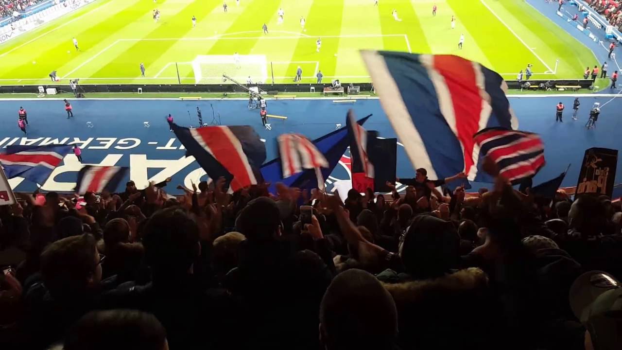 PSG/NICE  11/12/16 COLLECTIF ULTRAS PARIS  VIRAGE AUTEUIL PARC DES PRINCES