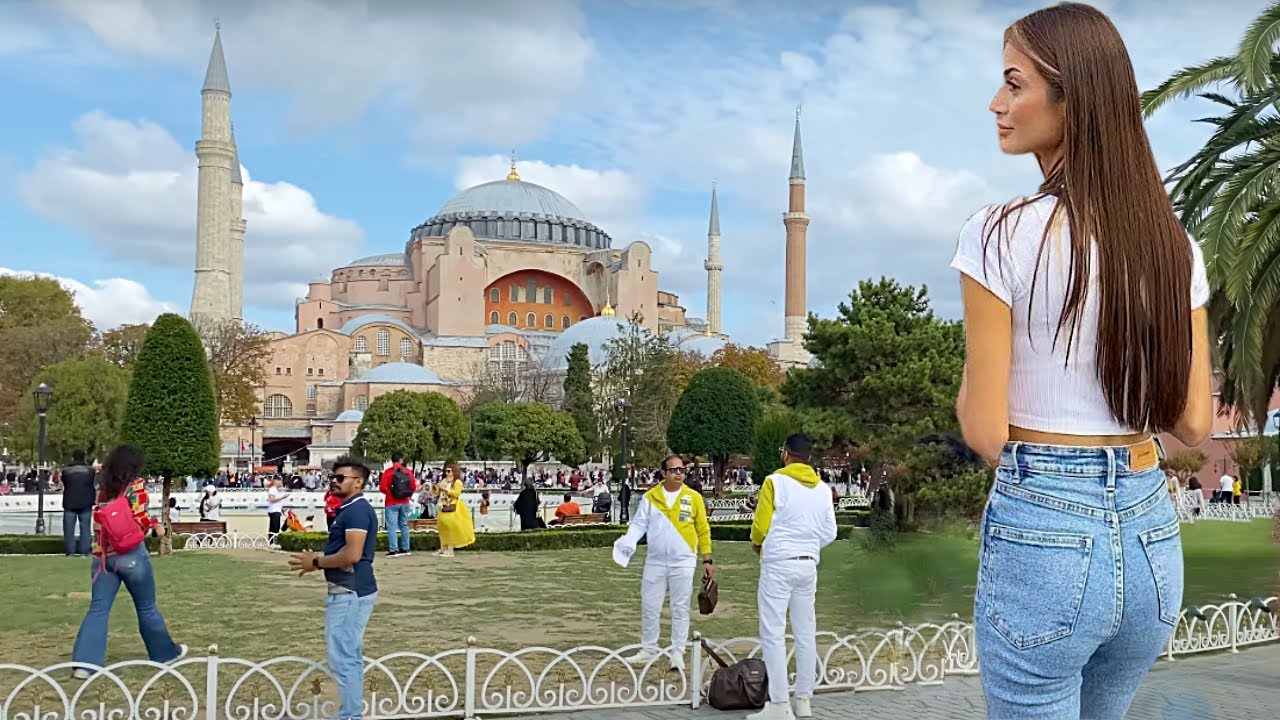 4K 🇹🇷 Walking Streets Istanbul. Sultanahmet Square. Turkey