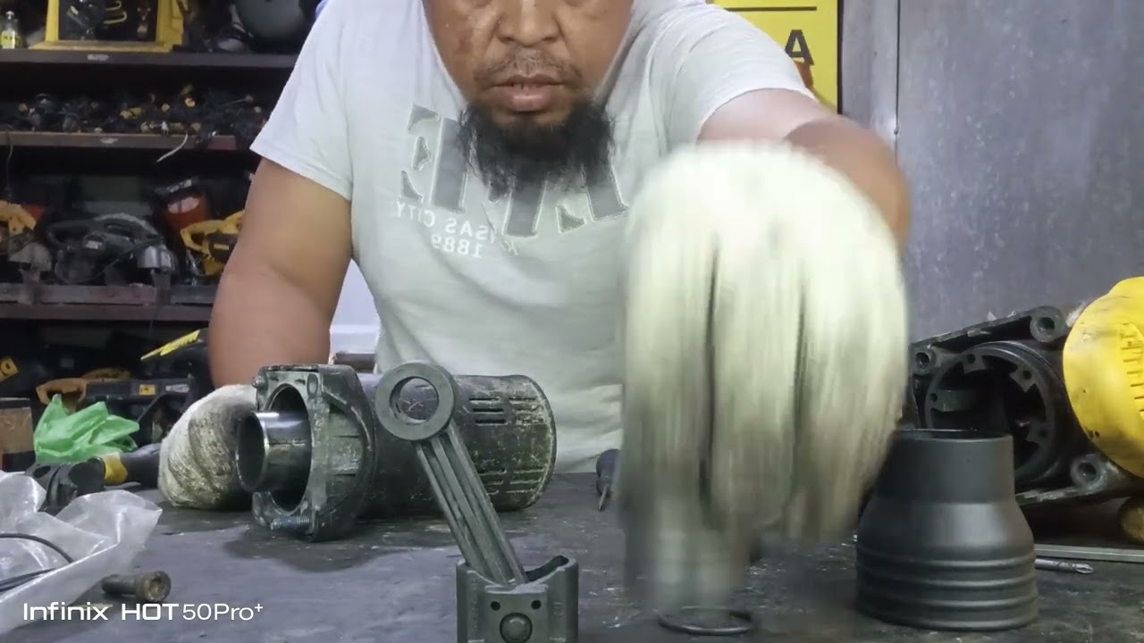 D25899 10 kilos Jack hammer DeWalt