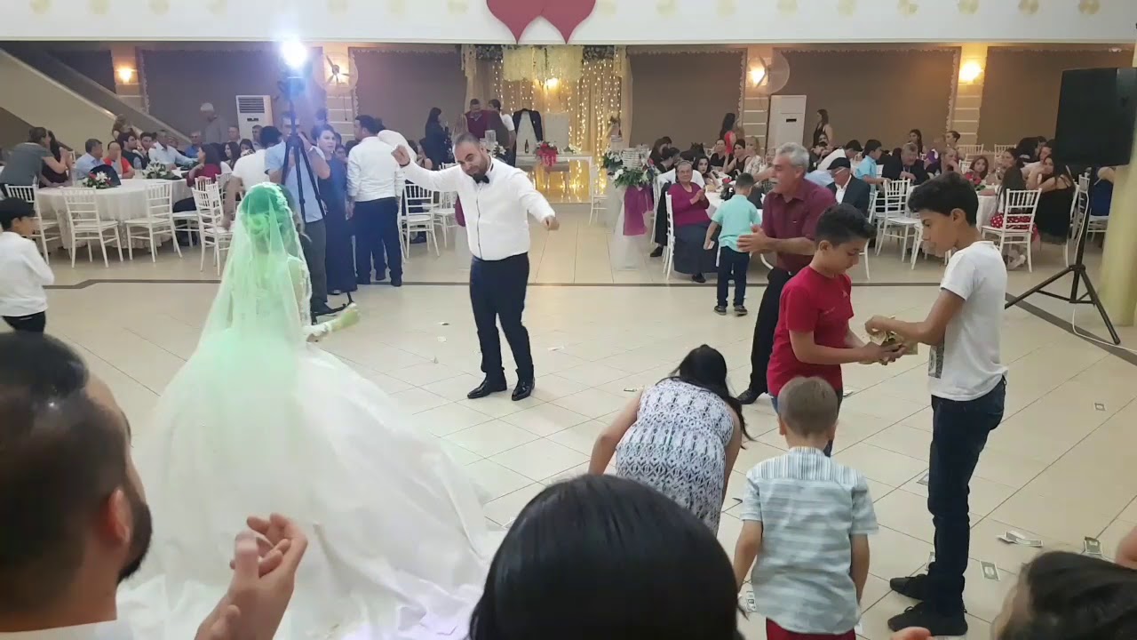 CANSU&MEHMETALİ Düğün Töreni- Madenli Gençler Çalıyor Muhteşem Çift Oynuyor