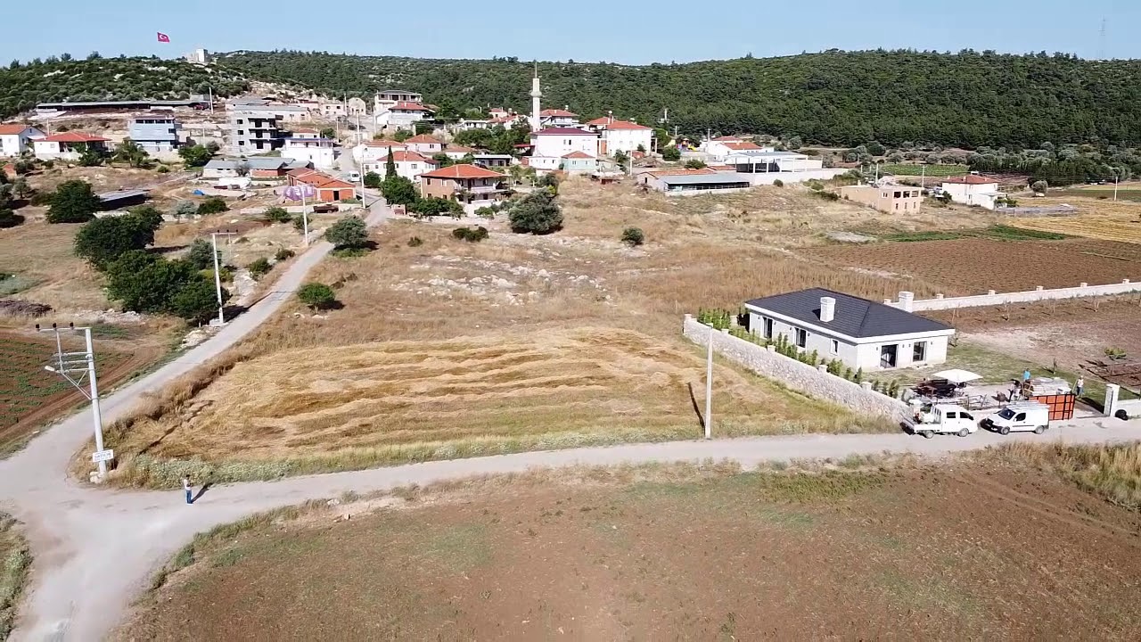 URLA DENİZ HAKAN EMLAK NOHUTALAN KÖYÜ 3885.mt TARLA