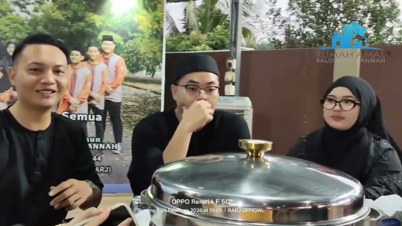 terima kasih  Akasia Damai, Pn Zara di atas dana Ramadan hari ini &  Puan yang telah menaja  laksa.