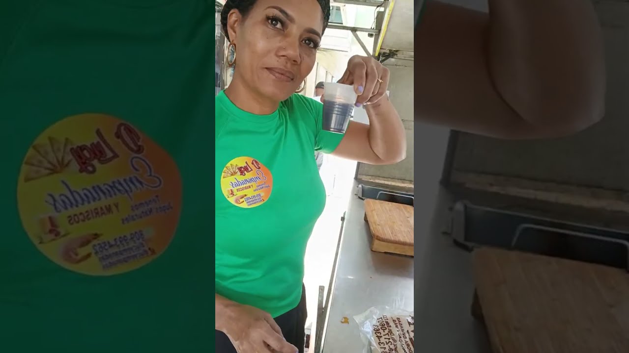 D Lucy Empanadas está en vivo