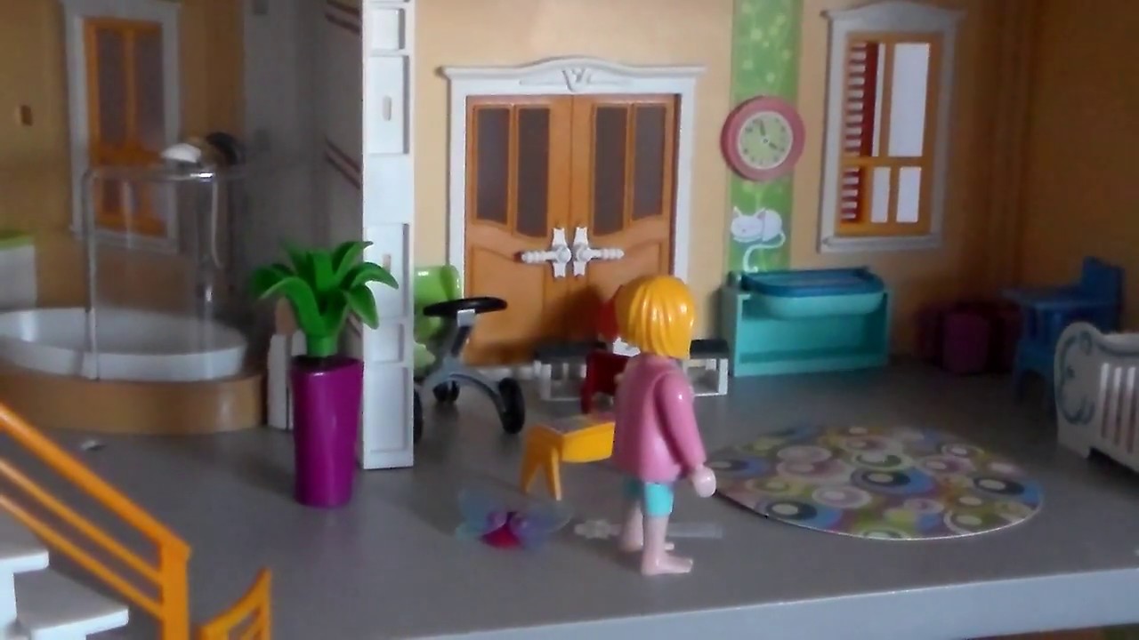Film playmobil 1 : Matinée de la famille Léonard