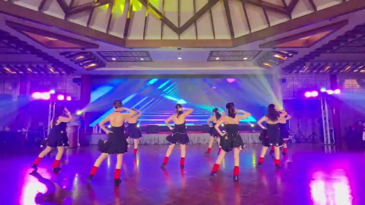 心悅舞蹈班參加翁家麟聖誕舞會.表演；來生不再相遇&我真的醉了！