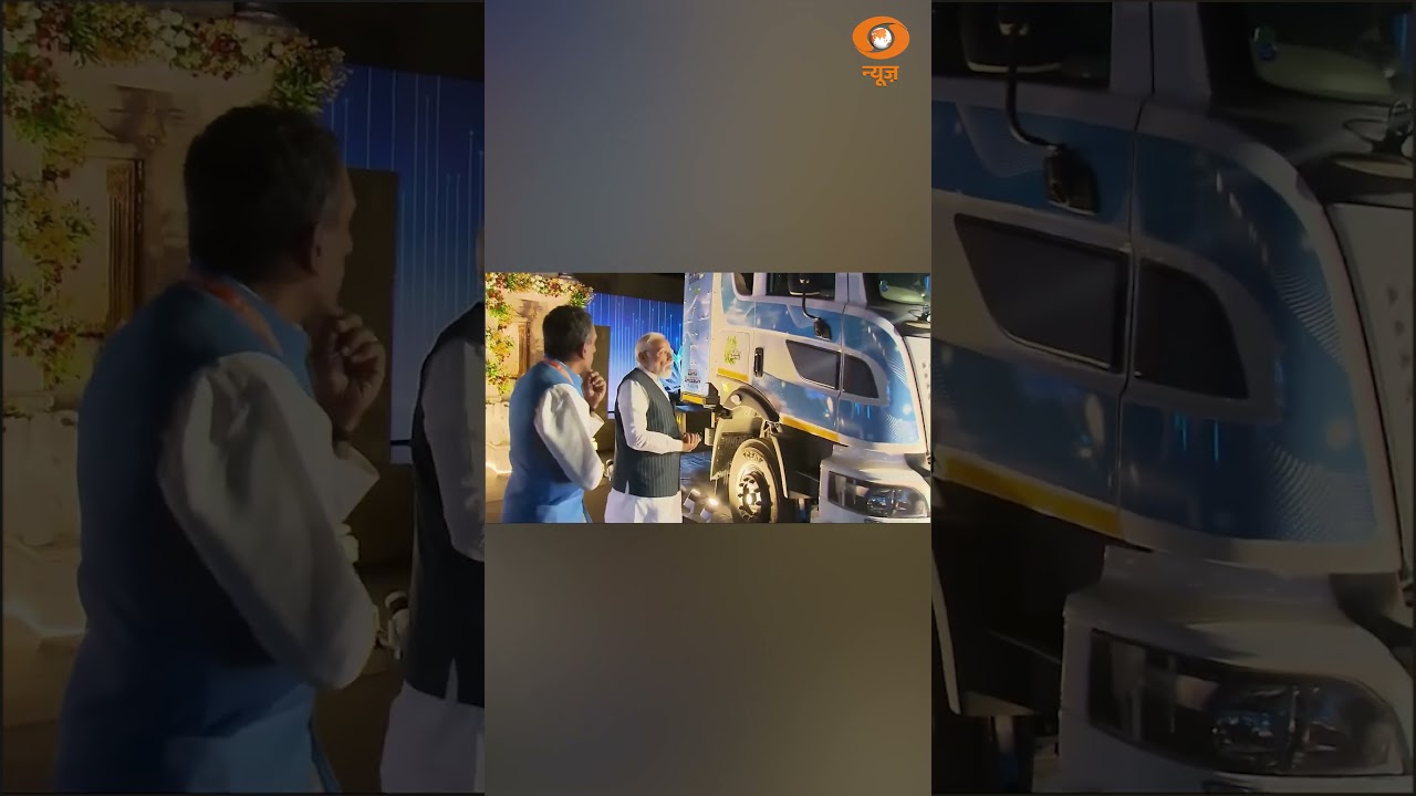 PM MOdi ने किया Semiconductor OSAT प्लांट का दौरा