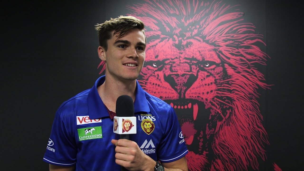 Ben Keays re-signs