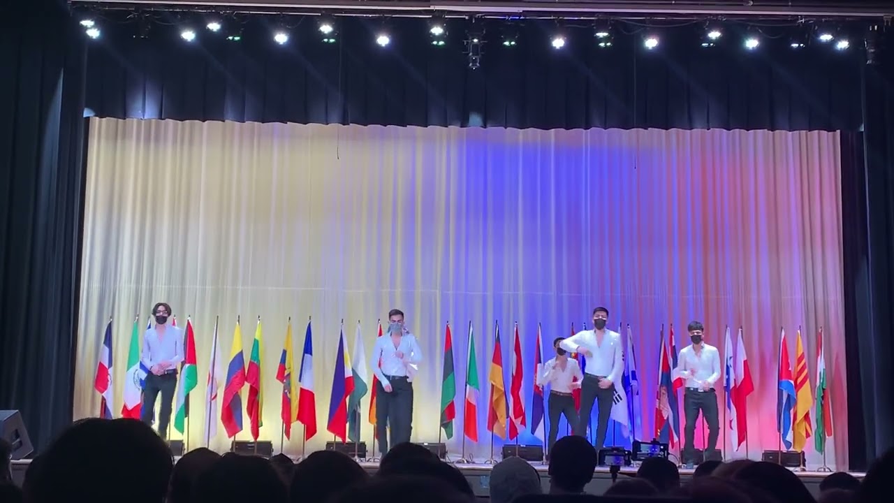 Lane Tech I-Nights 2022 ~ Colombian Club