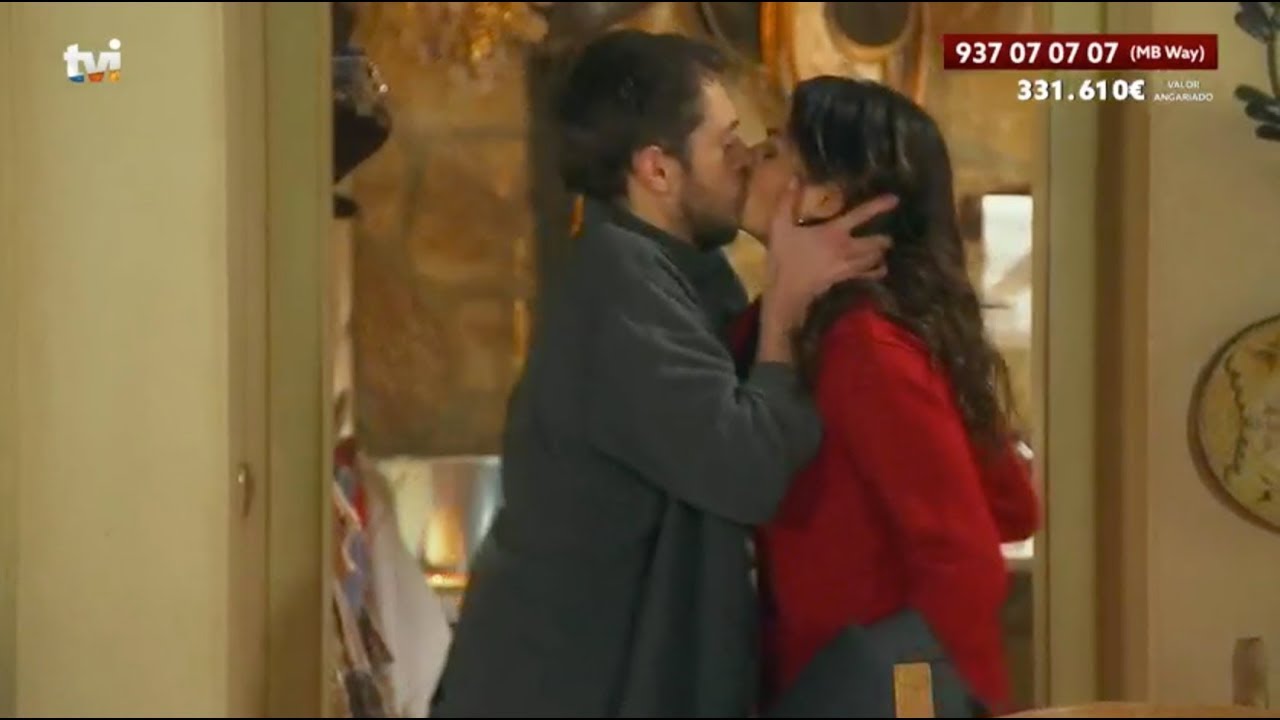 Sandra e Hugo envolvem-se | Quer o Destino