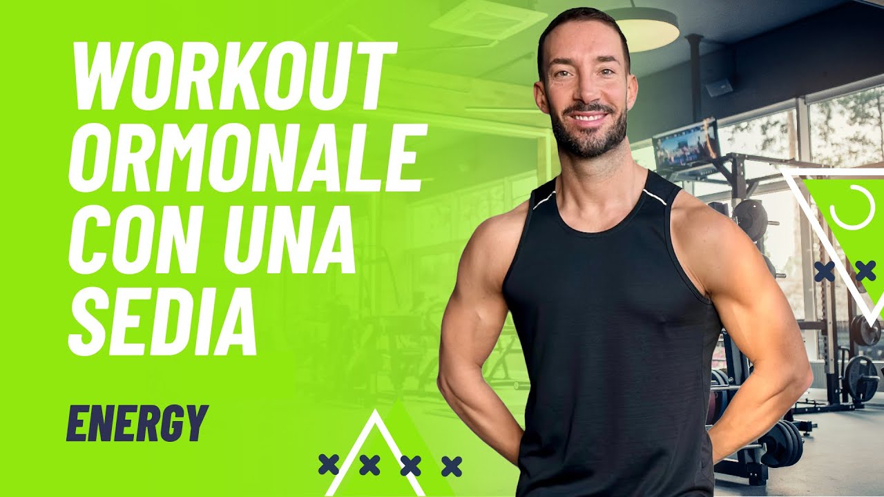 Workout ormonale con una sedia