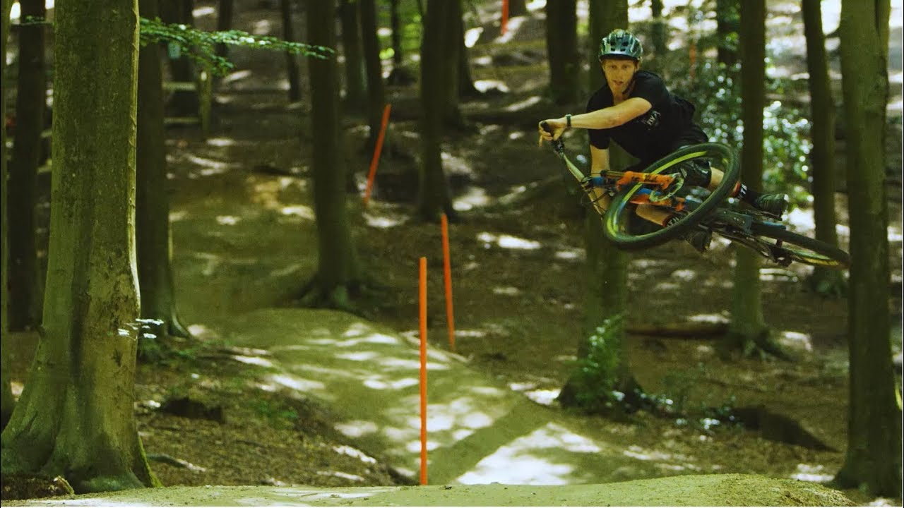 Blowin Off Steam - Bernard Kerr Pivot Trail 429 Enduro