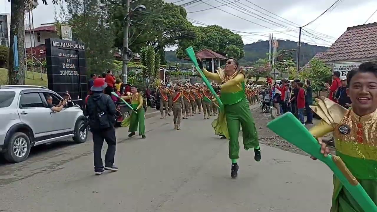 Marching Band Satpol PP PEMPROVSU di Ajang Festival Bunga Buah 2023